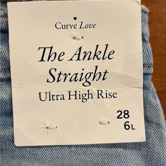 Abercrombie & Fitch The ankle straight light wash denim size 28/ 6 L NWT - Picture 7 of 9